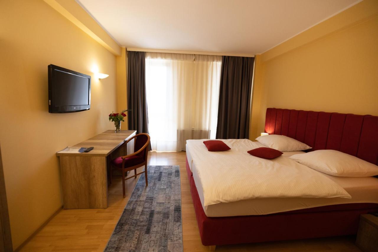 Hotel Perla Timişoara Eksteriør billede
